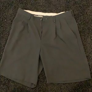 Alan Flusser golf shorts